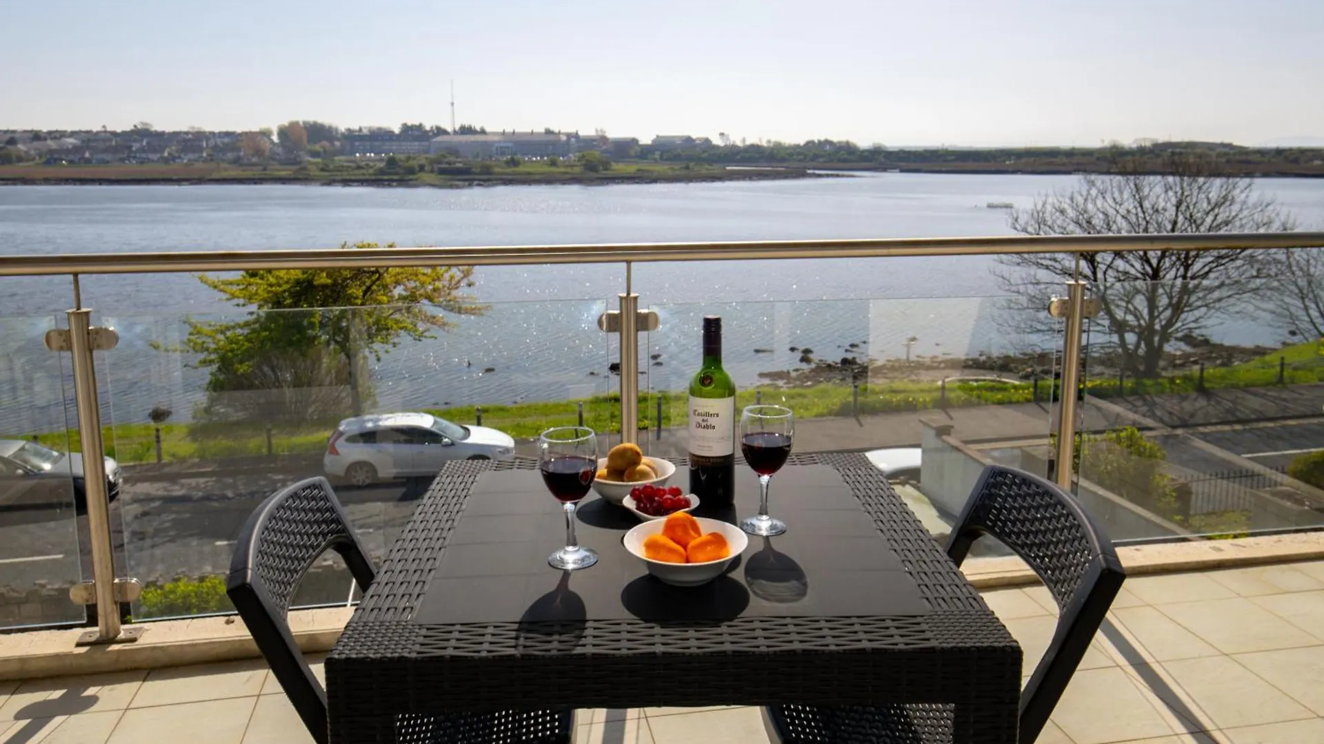 Tur An Tsaile - Galway Lakeside Apartments Ireland