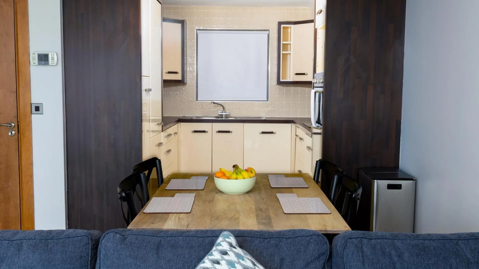 Tur An Tsaile - Galway Lakeside Apartments